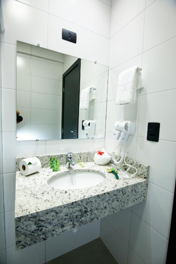 Neo Park Hotel Maringá Zewnętrze zdjęcie