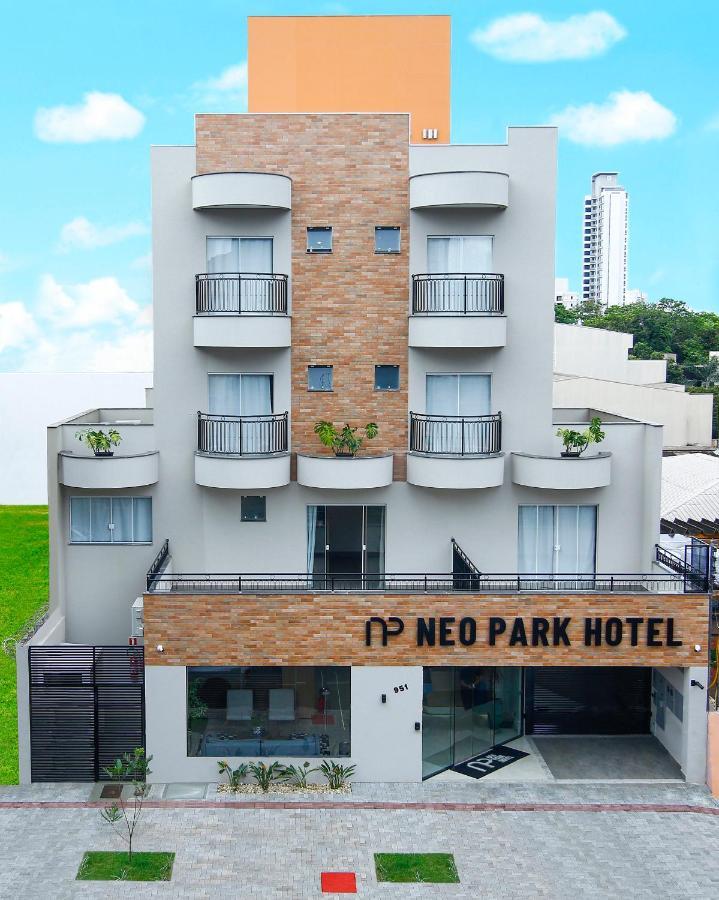 Neo Park Hotel Maringá Zewnętrze zdjęcie