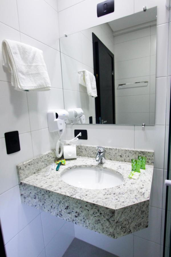 Neo Park Hotel Maringá Zewnętrze zdjęcie